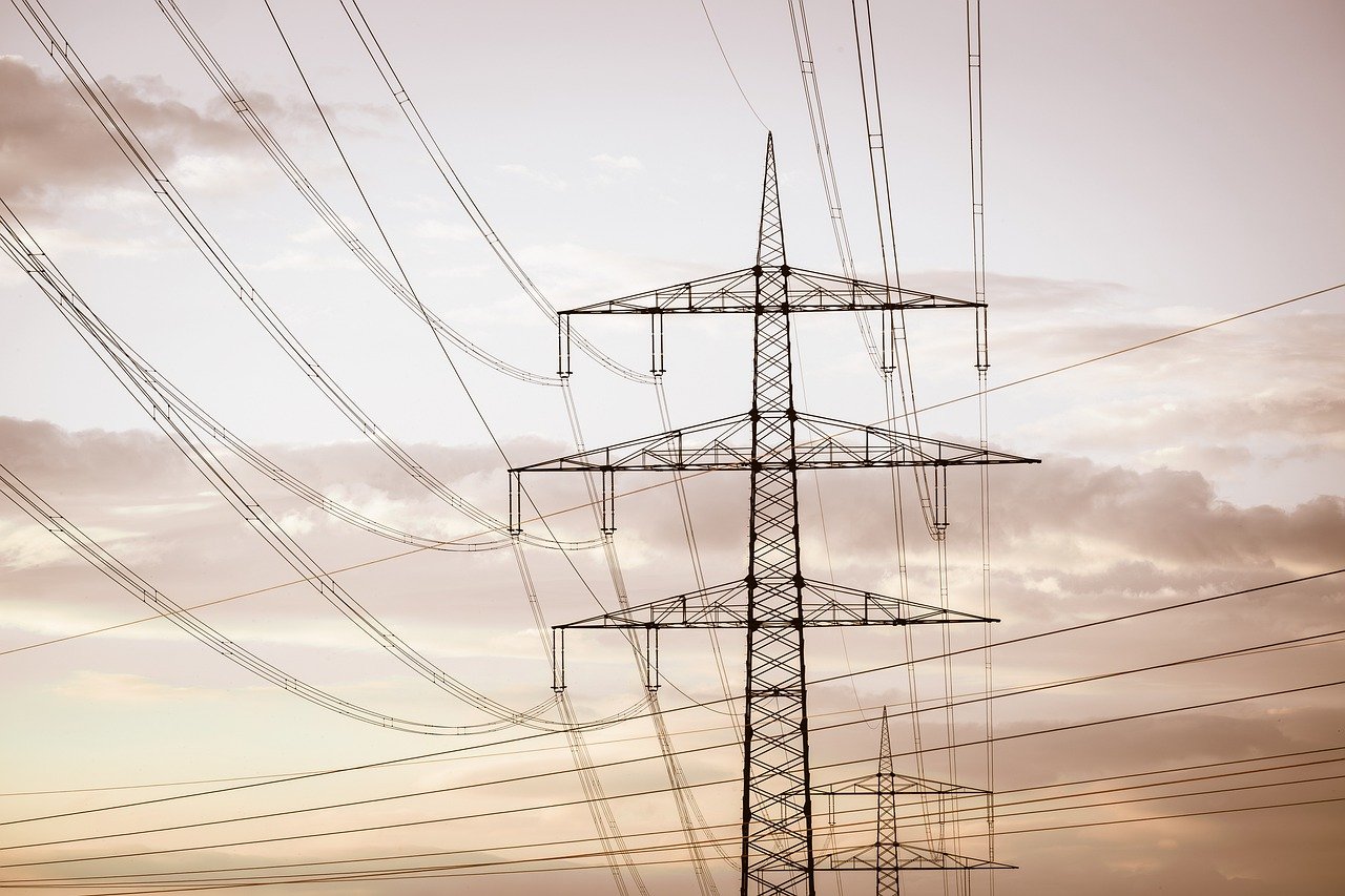 Od czego zależy cena energii dla firm?